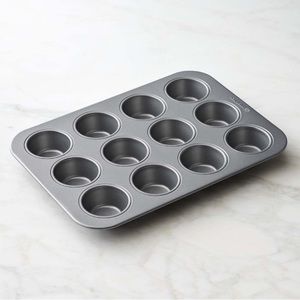 Set of 2 Calphalon Muffin Pans